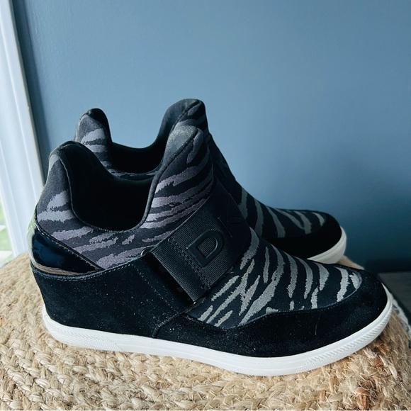 DKNY Cosmos Zebra Print Wedge Sneakers - Picture 3 of 8